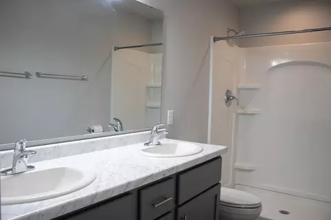 Bath - 6875 16th St S, Fargo, ND 58104 photo 3 of 6