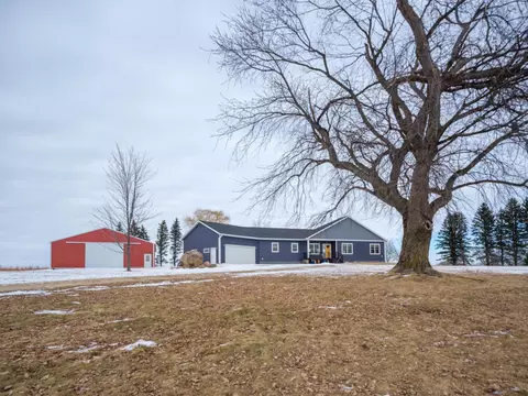 78946 280th St, Racine, MN 55967