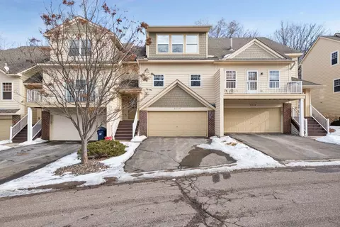 4004 Cedar Grove Ln, Eagan, MN 55122