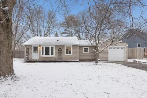 417 105th Ln NW, Coon Rapids, MN 55448