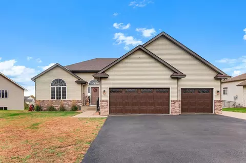 615 Juliet Ave, Clearwater, MN 55320