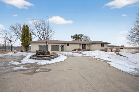 1600 County 8 Rd SW, Stewartville, MN 55976