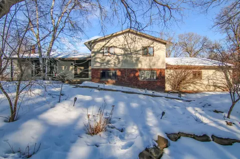 4304 Tamara Dr, Eau Claire, WI 54701