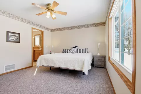 Bedroom - 2536 7th Ave SE, Willmar, MN 56201 photo 2 of 4