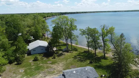 42606 Pleasure Park Rd, Ottertail, MN 56571