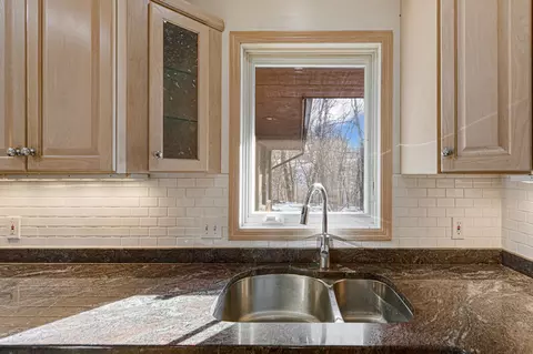 Kitchen - 1101 Faribault Rd, Faribault, MN 55021 photo 5 of 8