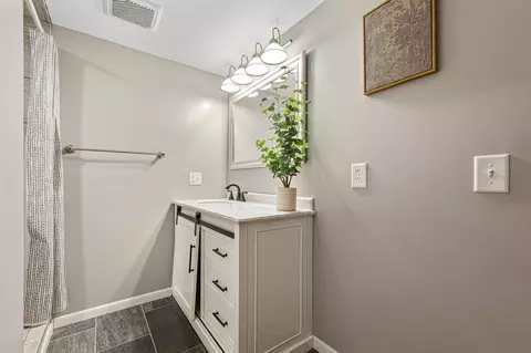 Bath - 1101 Faribault Rd, Faribault, MN 55021 photo 3 of 3