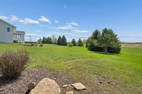 Exterior - 4319 135th St E, Dundas, MN 55019 photo 10 of 11