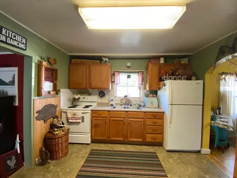 Kitchen - 111 B St NE, Brainerd, MN 56401 photo 1 of 3