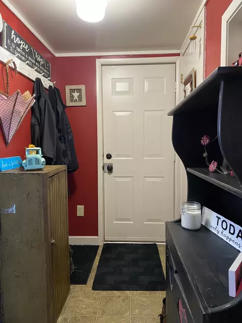Entry Way - 111 B St NE, Brainerd, MN 56401 photo 1 of 1