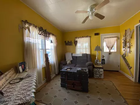 Living - 111 B St NE, Brainerd, MN 56401 photo 2 of 2