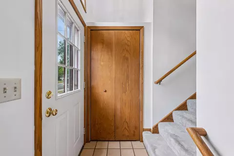 Entry Way - 605 E 70th St, Richfield, MN 55423 photo 1 of 2