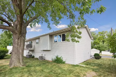 Exterior - 605 E 70th St, Richfield, MN 55423 photo 5 of 6