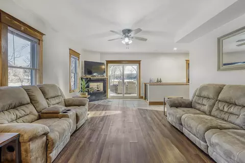 Living - 401 Highway 7, Excelsior, MN 55331 photo 1 of 2