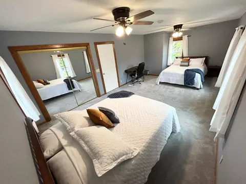 Bedroom - 401 Highway 7, Excelsior, MN 55331 photo 4 of 5