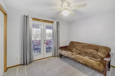 Bedroom - 401 Highway 7, Excelsior, MN 55331 photo 1 of 5