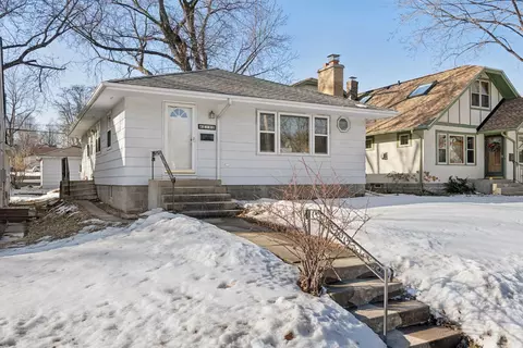5140 16th Ave S, Minneapolis, MN 55417