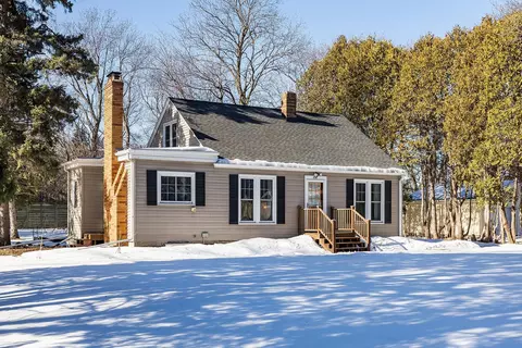 2780 Hamlet Ave N, Oakdale, MN 55128