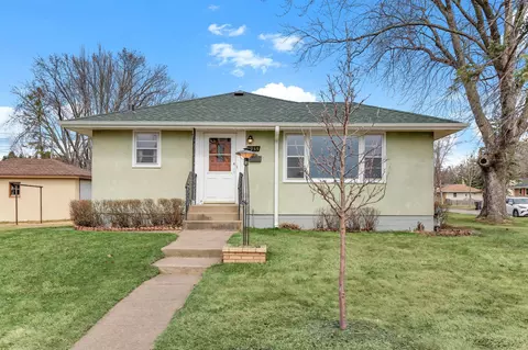 1955 Idaho Ave E, Saint Paul, MN 55119