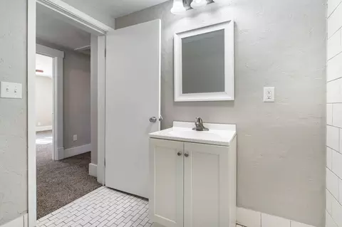 Bath - 231 E Snelling Ave, Appleton, MN 56208 photo 1 of 4