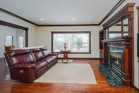 Living - 12446 190th St, Milaca, MN 56353 photo 2 of 12