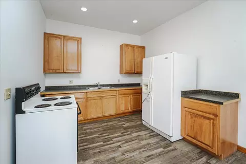 Kitchen - 12446 190th St, Milaca, MN 56353 photo 5 of 5