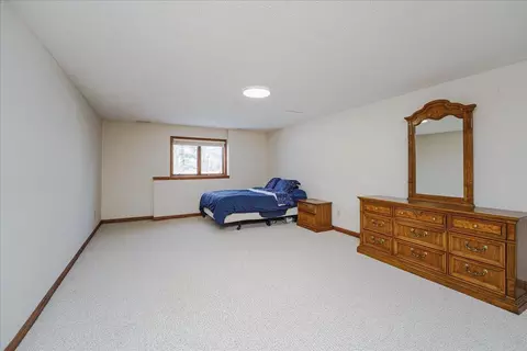 Bedroom - 12446 190th St, Milaca, MN 56353 photo 6 of 7