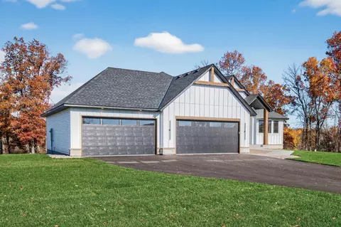 235 Nn Bridgestone Rd NW, Saint Francis, MN 55070
