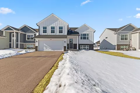 15216 Tiger St NW, Anoka, MN 55303