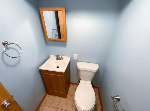 Bath - 2316 W 97th St, Bloomington, MN 55431 photo 4 of 4