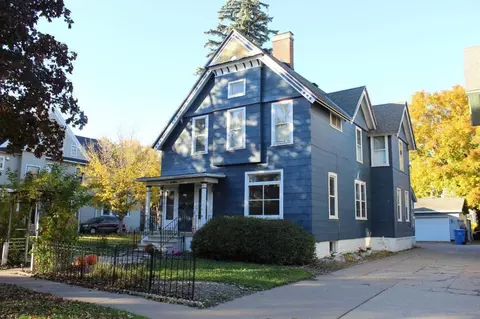 724 W Broadway St, Winona, MN 55987