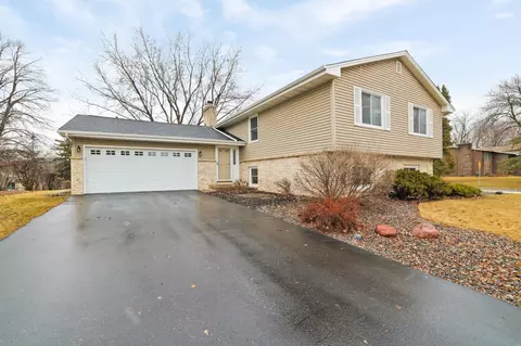 9200 67th Ave N, Brooklyn Park, MN 55428