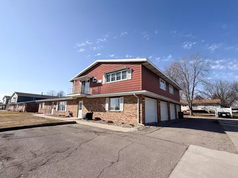 1434 1st Ave SW #3B, Worthington, MN 56187