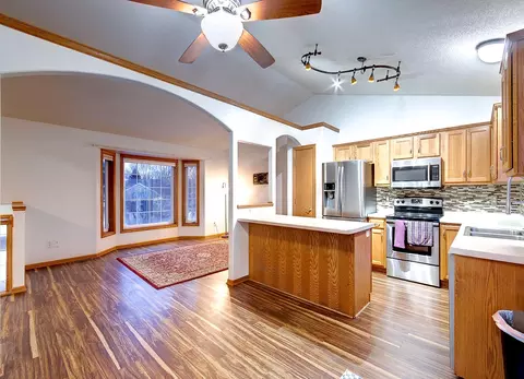 820 Pine Ct NE, Pine Island, MN 55963