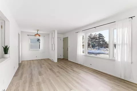 9000 Cedar Lake Rd S, Saint Louis Park, MN 55426