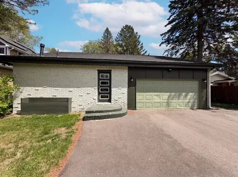 1508 Boone Ave N, Golden Valley, MN 55427