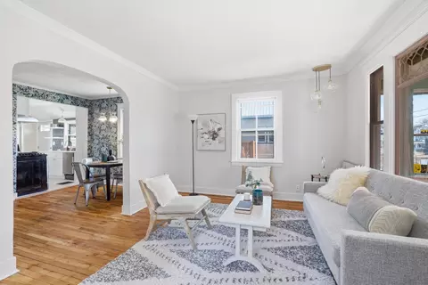 906 E 36th St, Minneapolis, MN 55407