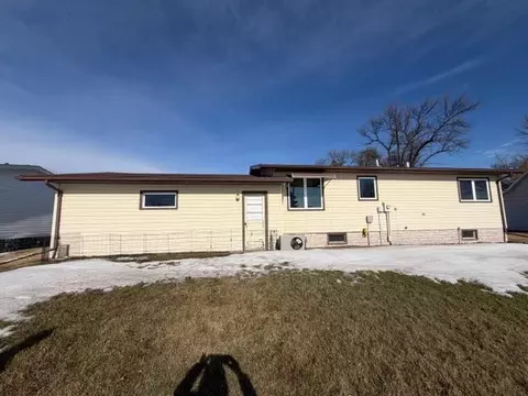 Exterior - 1306 Lenham Ave SE, Cooperstown, ND 58425 photo 2 of 3