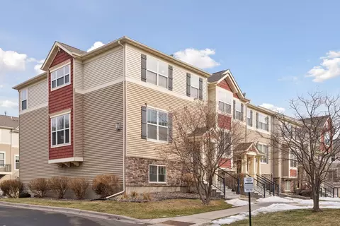 8407 Norwood Ln N, Maple Grove, MN 55369