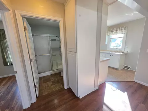 Entry Way - 305 N Wabasha, Plainview, MN 55964 photo 1 of 1