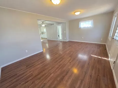 Living - 305 N Wabasha, Plainview, MN 55964 photo 4 of 5