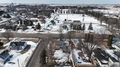 View/Area - 305 N Wabasha, Plainview, MN 55964 photo 2 of 7