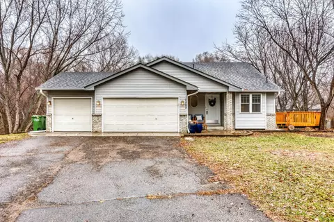 10895 Osage St NW, Coon Rapids, MN 55433