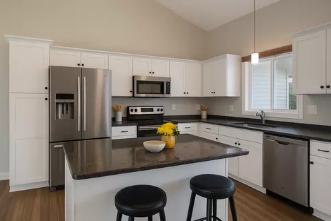 1221 Sundance Ct NE, Byron, MN 55920