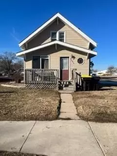 1356 6th Ave N, Windom, MN 56101