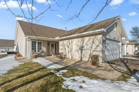 17266 Marshfield Ln, Prior Lake, MN 55372