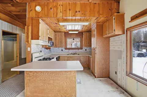 Kitchen - 59404 Herron Rd, Bigfork, MN 56628 photo 1 of 5
