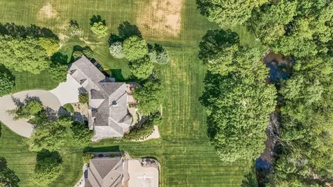 1595 River Shore Dr, Hastings, MN 55033