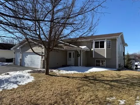 305 14th Ave NE, Buffalo, MN 55313