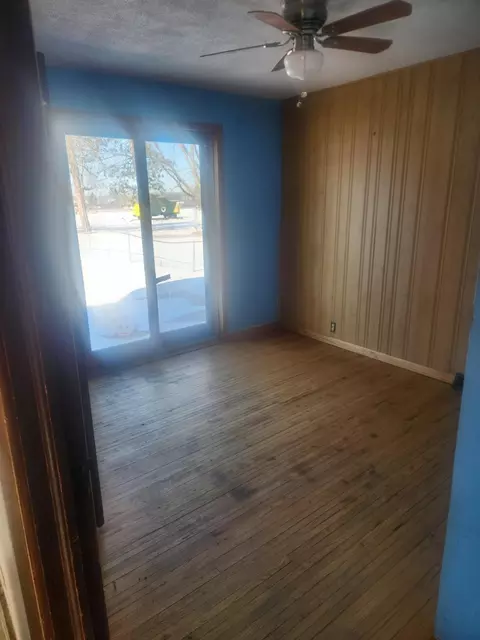 Bedroom - 6311 Brogade, Askov, MN 55704 photo 1 of 2